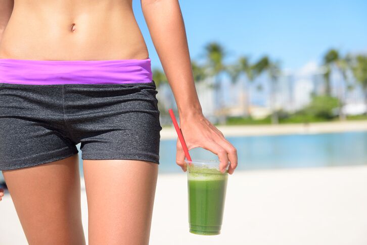 Musíte prejsť na lenivú stravu pitím smoothies, čerstvých štiav